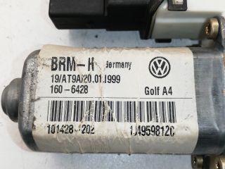 bontott VW GOLF IV Jobb hátsó Ablakemelő Motor