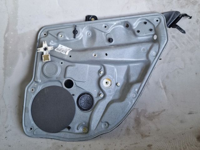 bontott VW GOLF IV Jobb hátsó Ablakemelő Szerkezet (Elektromos)