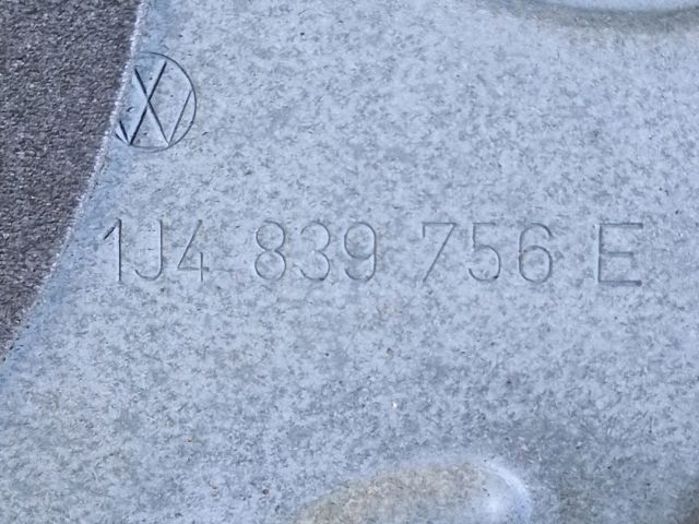 bontott VW GOLF IV Jobb hátsó Ablakemelő Szerkezet (Elektromos)