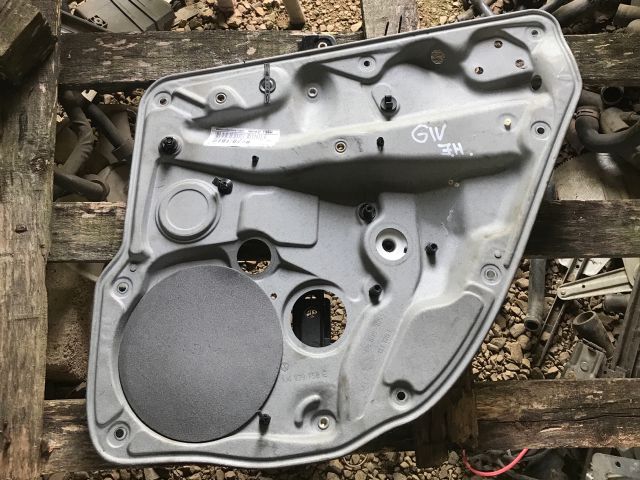 bontott VW GOLF IV Jobb hátsó Ablakemelő Szerkezet (Elektromos)