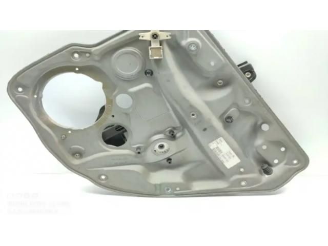 bontott VW GOLF IV Jobb hátsó Ablakemelő Szerkezet (Elektromos)