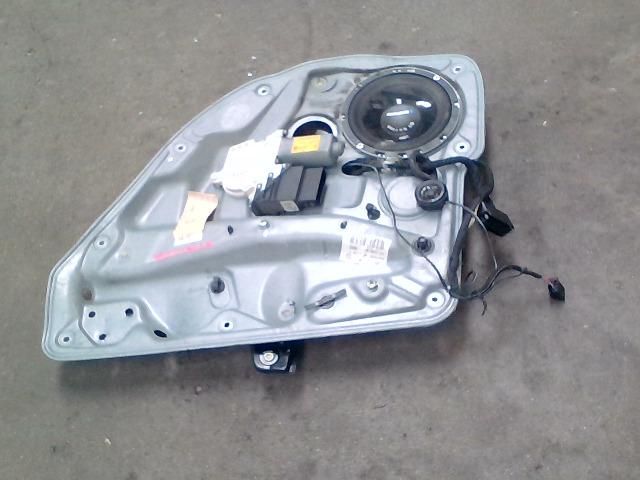 bontott VW GOLF IV Jobb hátsó Ablakemelő Szerkezet (Elektromos)