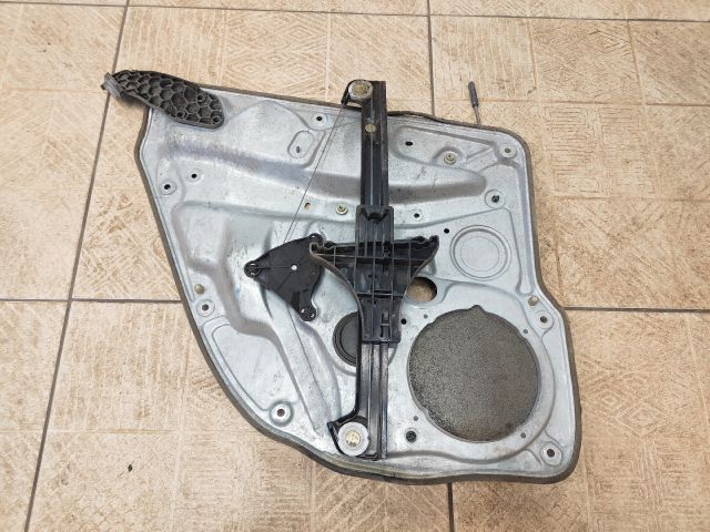 bontott VW GOLF IV Jobb hátsó Ablakemelő Szerkezet (Elektromos)