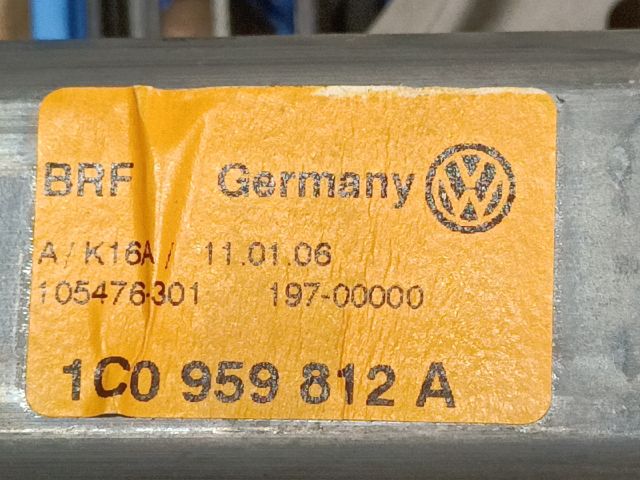 bontott VW GOLF IV Jobb hátsó Ablakemelő Szerkezet (Elektromos)