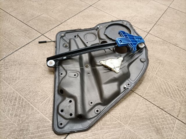 bontott VW GOLF IV Jobb hátsó Ablakemelő Szerkezet (Elektromos)
