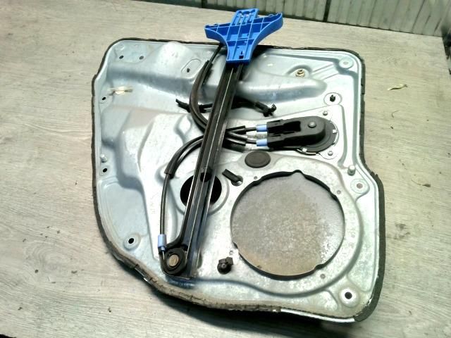 bontott VW GOLF IV Jobb hátsó Ablakemelő Szerkezet (Mechanikus)