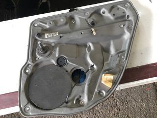 bontott VW GOLF IV Jobb hátsó Ablakemelő Szerkezet (Mechanikus)