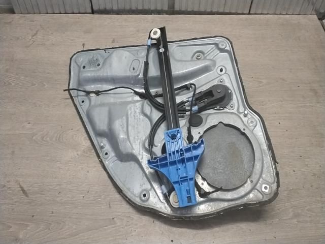 bontott VW GOLF IV Jobb hátsó Ablakemelő Szerkezet (Mechanikus)