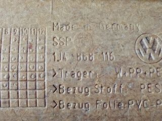 bontott VW GOLF IV Jobb hátsó Ajtó Kárpit