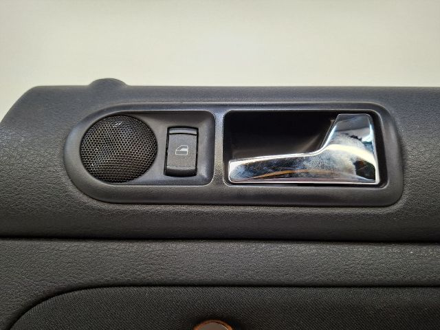 bontott VW GOLF IV Jobb hátsó Ajtó Kárpit