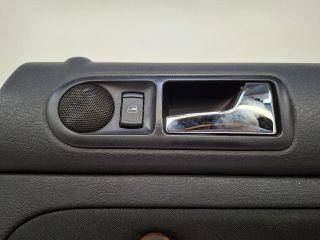 bontott VW GOLF IV Jobb hátsó Ajtó Kárpit