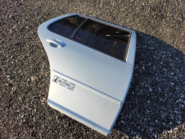 bontott VW GOLF IV Jobb hátsó Ajtó (Részeivel)