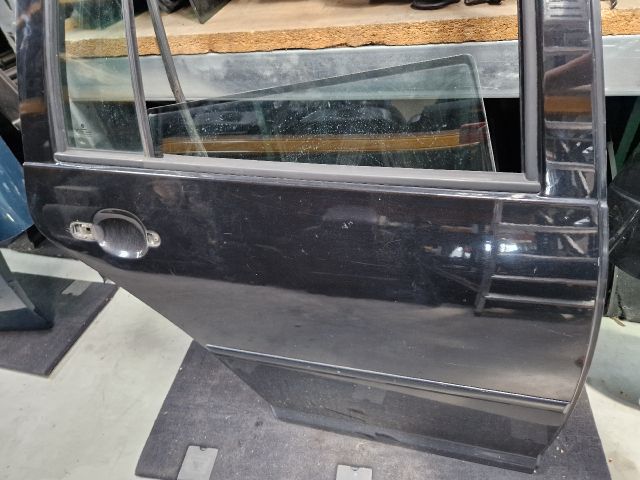 bontott VW GOLF IV Jobb hátsó Ajtó (Üres lemez)