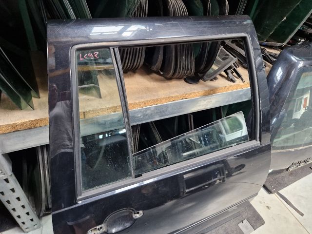 bontott VW GOLF IV Jobb hátsó Ajtó (Üres lemez)