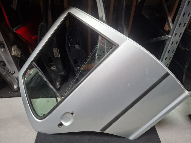 bontott VW GOLF IV Jobb hátsó Ajtó (Üres lemez)