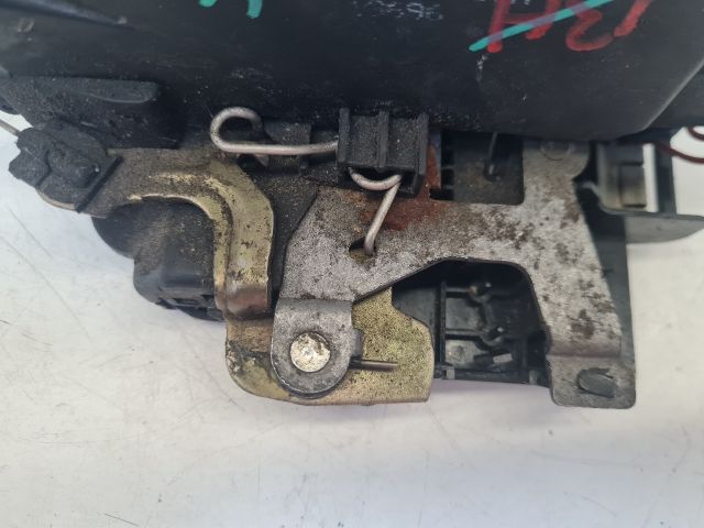 bontott VW GOLF IV Jobb hátsó Ajtózár