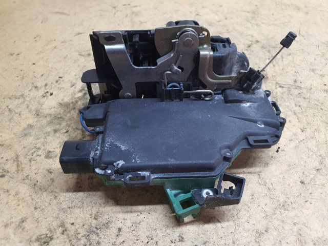 bontott VW GOLF IV Jobb hátsó Ajtózár