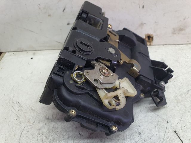 bontott VW GOLF IV Jobb hátsó Ajtózár