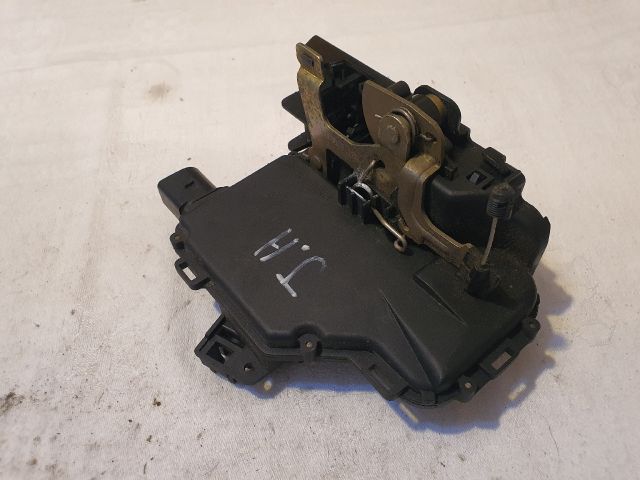 bontott VW GOLF IV Jobb hátsó Ajtózár