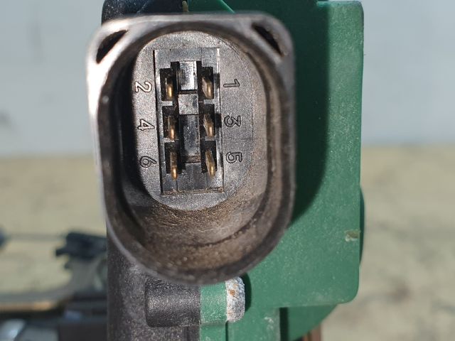 bontott VW GOLF IV Jobb hátsó Ajtózár