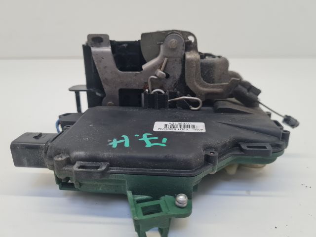 bontott VW GOLF IV Jobb hátsó Ajtózár