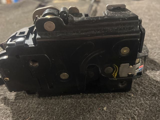 bontott VW GOLF IV Jobb hátsó Ajtózár