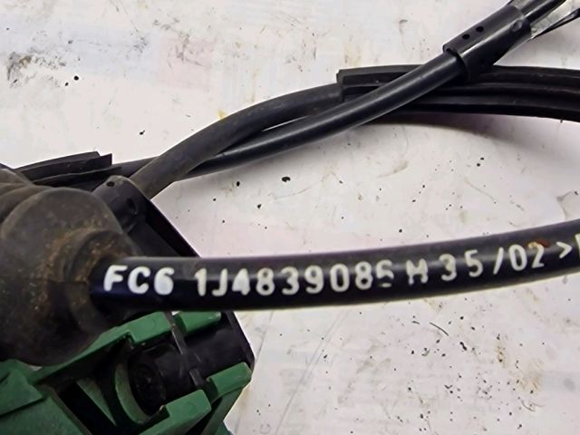 bontott VW GOLF IV Jobb hátsó Ajtózár