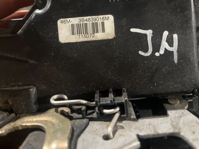 bontott VW GOLF IV Jobb hátsó Ajtózár