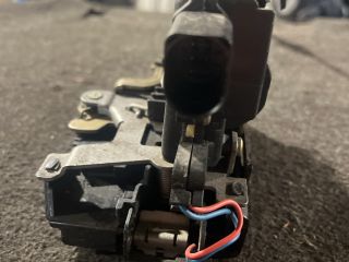 bontott VW GOLF IV Jobb hátsó Ajtózár