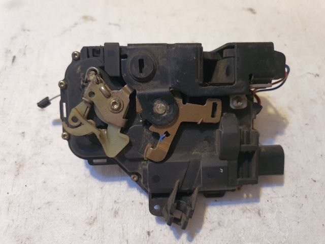 bontott VW GOLF IV Jobb hátsó Ajtózár