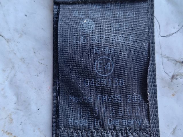 bontott VW GOLF IV Jobb hátsó Biztonsági Öv