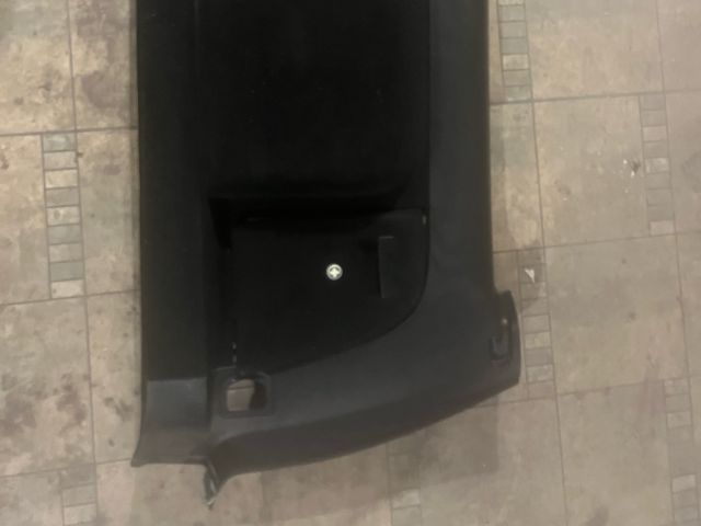 bontott VW GOLF IV Jobb hátsó Csomagtér Burkolat (Műanyag)