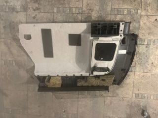 bontott VW GOLF IV Jobb hátsó Csomagtér Burkolat (Műanyag)