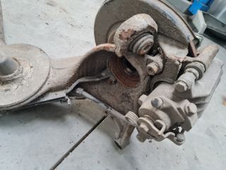 bontott VW GOLF IV Jobb hátsó Csonkállvány Kerékaggyal