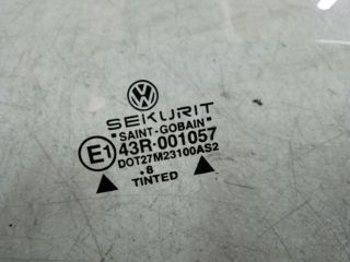 bontott VW GOLF IV Jobb hátsó Fixüveg (Ajtóban)