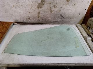 bontott VW GOLF IV Jobb hátsó Fixüveg (Ajtóban)