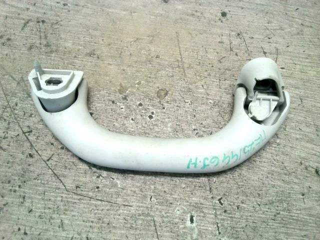 bontott VW GOLF IV Jobb hátsó Kapaszkodó (Felső)