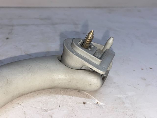 bontott VW GOLF IV Jobb hátsó Kapaszkodó (Felső)