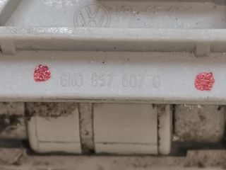 bontott VW GOLF IV Jobb hátsó Kapaszkodó (Felső)