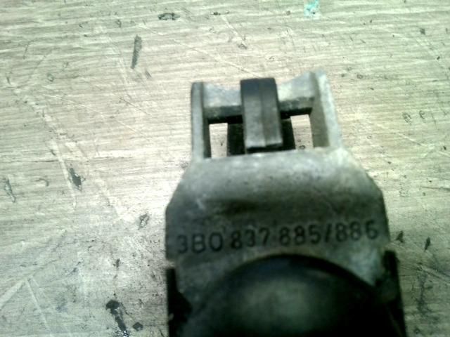 bontott VW GOLF IV Jobb hátsó Külső Kilincs