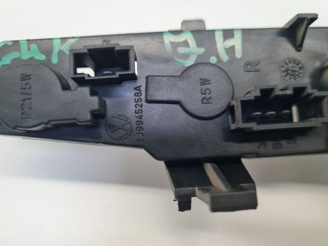 bontott VW GOLF IV Jobb Hátsó Lámpa Foglalat