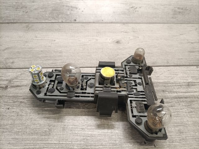 bontott VW GOLF IV Jobb Hátsó Lámpa Foglalat