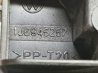 bontott VW GOLF IV Jobb Hátsó Lámpa Foglalat