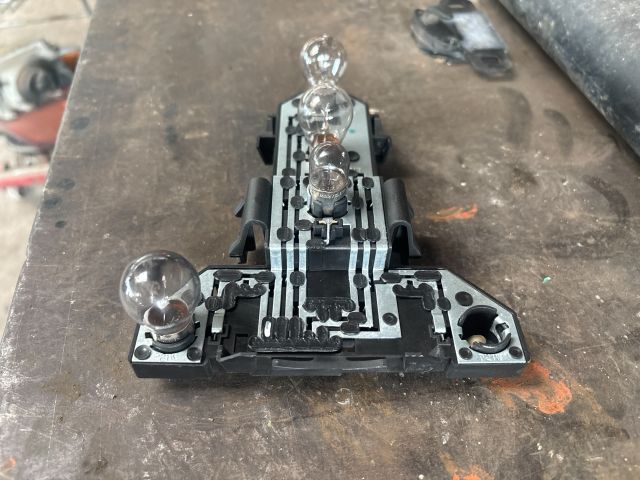 bontott VW GOLF IV Jobb Hátsó Lámpa Foglalat