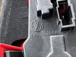 bontott VW GOLF IV Jobb Hátsó Lámpa