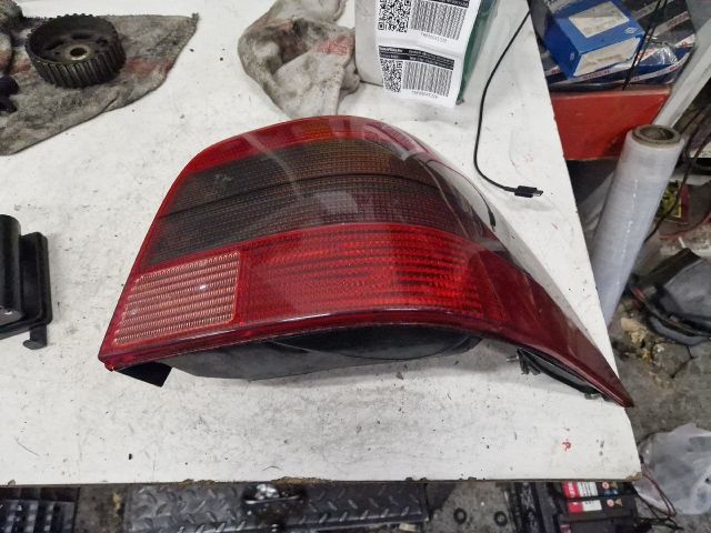 bontott VW GOLF IV Jobb Hátsó Lámpa