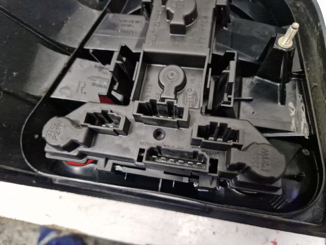 bontott VW GOLF IV Jobb Hátsó Lámpa