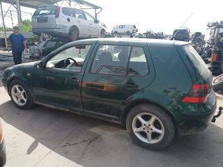 bontott VW GOLF IV Jobb Hátsó Lámpa