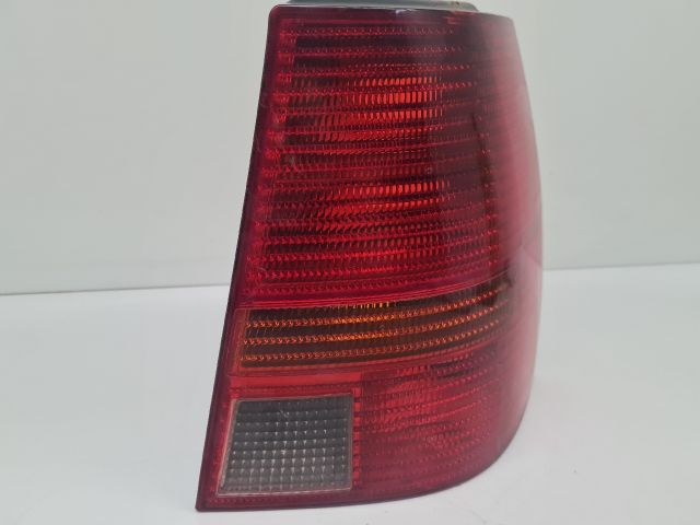 bontott VW GOLF IV Jobb Hátsó Lámpa