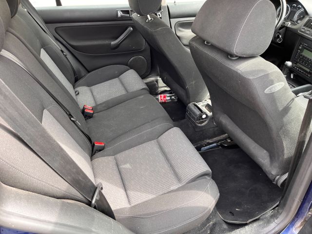 bontott VW GOLF IV Jobb Hátsó Lámpa